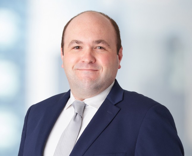 Gregory R. Dewire Professionals Proskauer Rose LLP